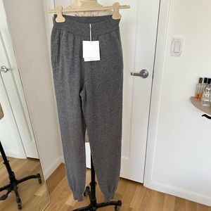 The Row Grey Cashmere Joggers Size Small  New With Tags